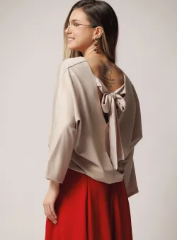 Bluza casual din jerse bej cu funda la spate