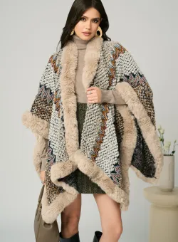 Capa eleganta din tricot colorata cu blanita bej