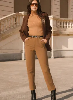 Pantaloni din viscoza maro cu buzunare si curea in talie