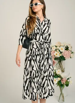 Rochie de zi tip camasa din crep neagra cu imprimeu alb si cordon in talie