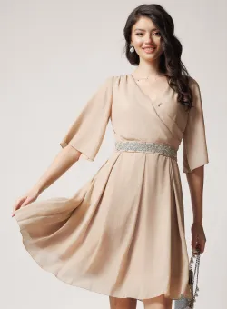 Rochie Ella Collection Ania eleganta din voal bej cu fir lurex si cordon in talie