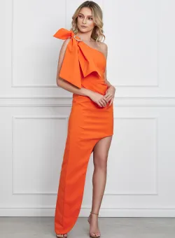 Rochie LaDonna orange cu lungime asimetrica si funda pe umar