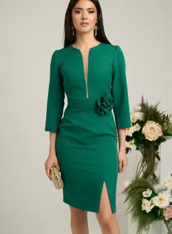 Rochie Moze conica verde cu decolteu si detaliu floral in talie