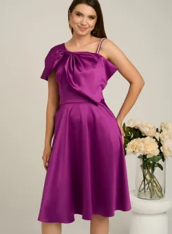 Rochie Moze eleganta din satin mov cu funda la bust si bretea cu perle