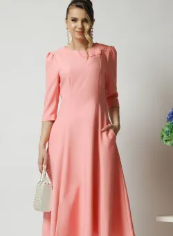 Rochie office din stofa roz cu flori la bust