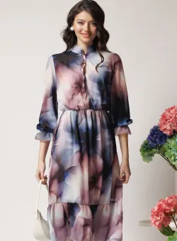 Rochie vaporoasa de zi din voal lila cu imprimeuri bleumarin