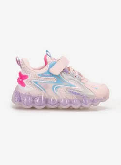 Sneakers fete Ava roz