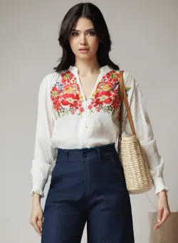 Camasa casual din poplin creponat alba cu broderie florala rosie