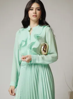 Camasa eleganta din voal verde mint cu volan pe bust