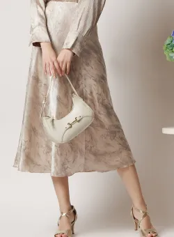 Fusta casual din satin bej cu imprimeuri gri