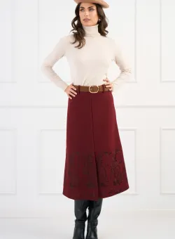 Fusta midi din stofa burgundy cu broderie si curea