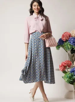 Fusta midi smart-casual din satin ivory cu imprimeuri albastre