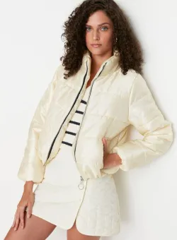 Geaca dama Tamora bej