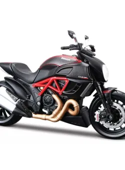Motocicleta Maisto Ducati Diavel Carbon, 1:12