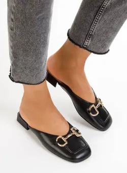 Saboti dama negri Arnela