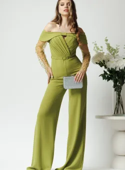 Salopeta eleganta din crep verde crud cu maneci din tull cu strasuri