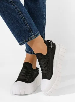 Tenisi dama Andromeda negri