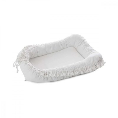 Baby Nest din bumbac organic cu volanase Twindeco Alb