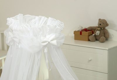 Baldachin din tul pentru patut bebe Sweet Dreams White 160 x 600 cm suport prindere inclus
