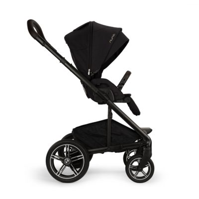 Carucior pentru copii Nuna x BMW MIXX next Negru Element cu sezut reversibil, pliere compacta, spatar reglabil, suspensii, maner parental reglabil, husa de ploaie, husa picioare