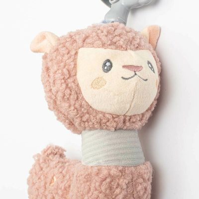 Jucarie interactiva New Baby Lama pentru atasare la patut sau carucior, dezvolta abilitatile motorii, include si jucarie pentru dentitie, fara BPA, 0 luni+