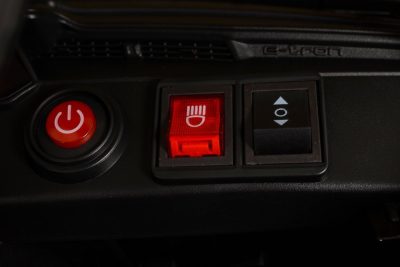 Masinuta electrica pentru copii Audi SQ8 E-Tron Blue vopsit,roti EVA,telecomanda 2.4G,2 motoarex25w,lumini LED,unitate audio cu BluetoothUSBMP3,volum reglabil,acumulator 12V7Ah,pornire la buton,centura,sarcina admisa 25kg