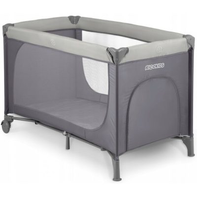Patut pliabil cu un nivel pentru copii Ricokids,pliere compacta,usa de acces cu fermoar,roti cu frane,husa transport si saltea pliabila incluse Gri deschis