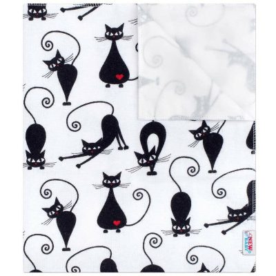 Scutec impermeabil New Baby din flanel cu multiple intrebuintari  57x47 cm White with Black Cat