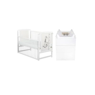 Set mobilier pentru copii, BabyNeeds: Patut din lemn de pin si MDF, cu laterala culisanta, somiera reglabila in 3 trepte, Timmi Girafa, 120x60 cm + Saltea cocos-burete-cocos, 12 cm + Comoda cu masuta de infasat, Alb
